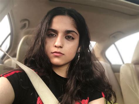smokehijabi|Aqsa aka Smoke (@ilovefridaymusic) • Instagram photos and videos.